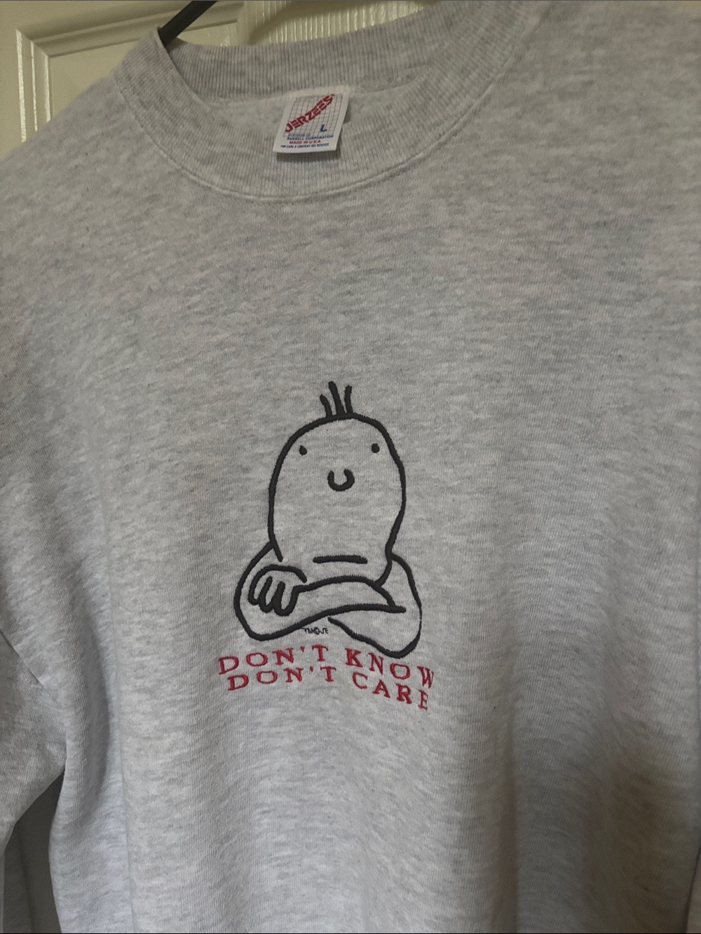Vintage Jerzees “Don’t Know Don’t Care” Embroidered Crewneck – Large